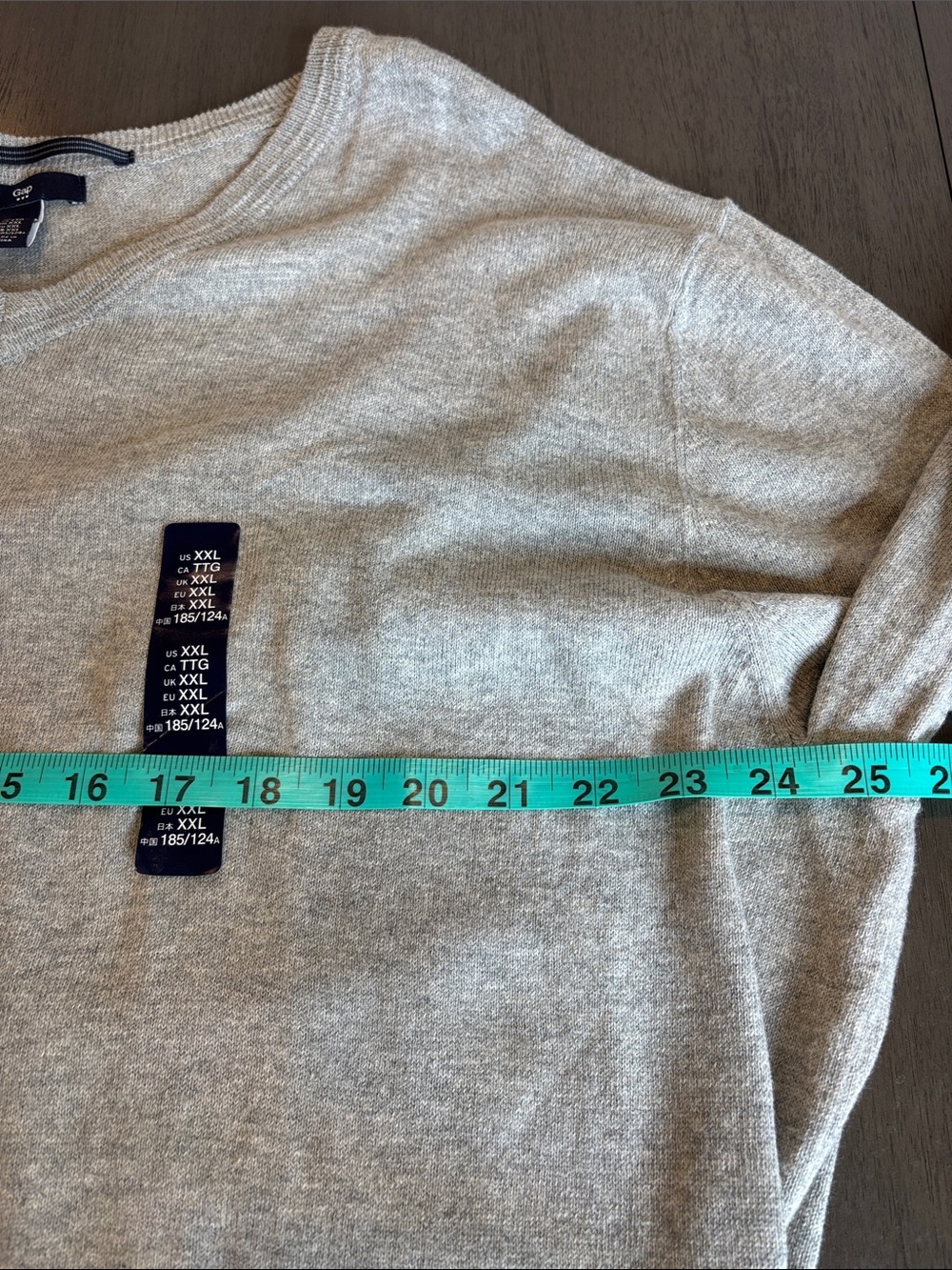 🩶GAP Men’s Lightweight V-Neck Sweater XXL NWT Light Gray Long Sleeve Classic 🩶 - Picture 5 of 9